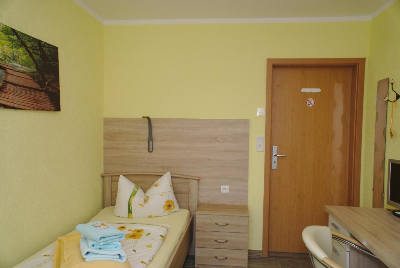 Pension Andrea Lugau 部屋 写真