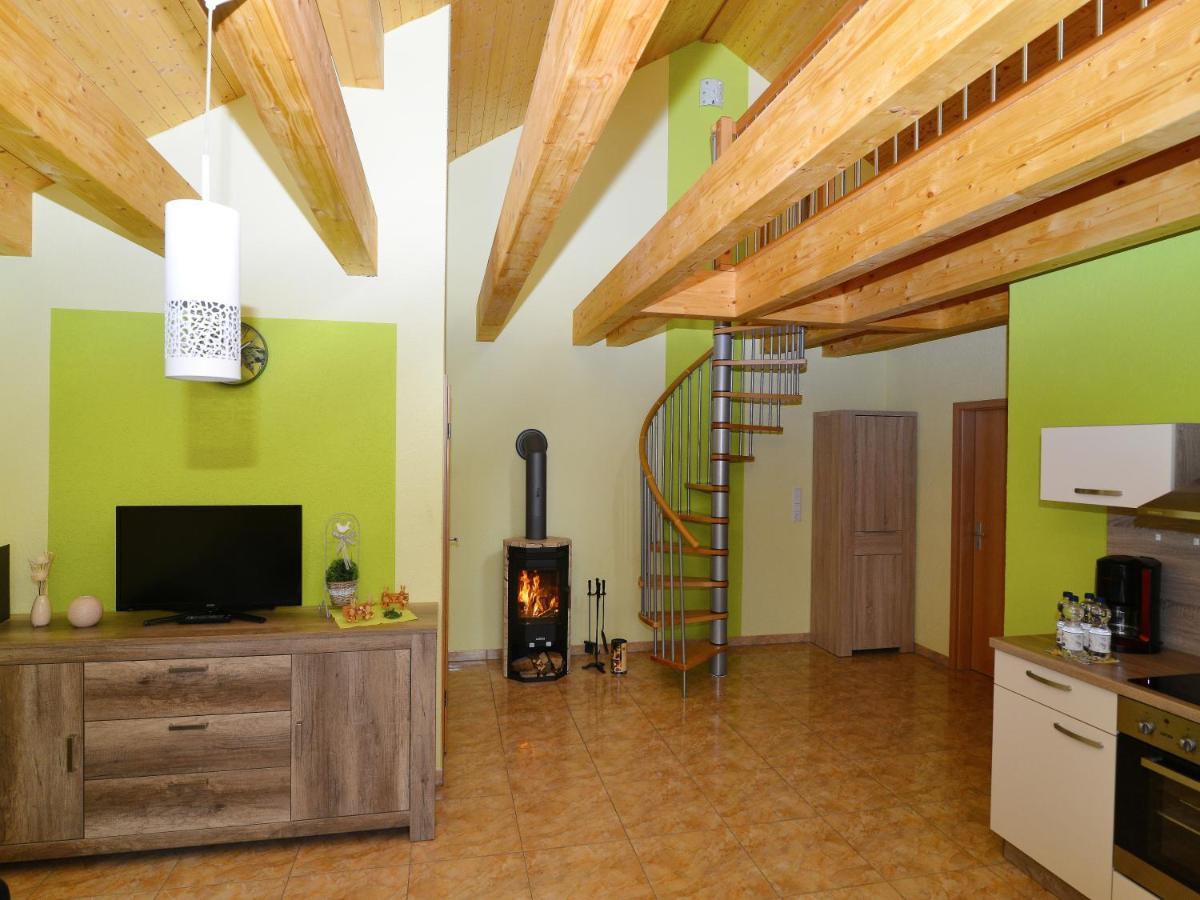 Pension Andrea Lugau 部屋 写真