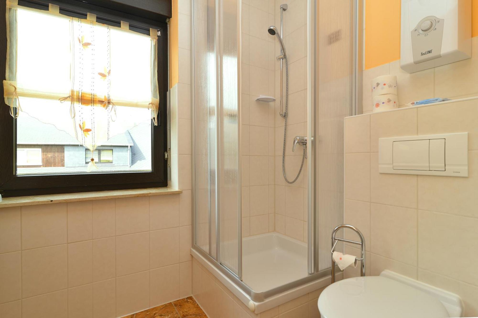 Pension Andrea Lugau 部屋 写真